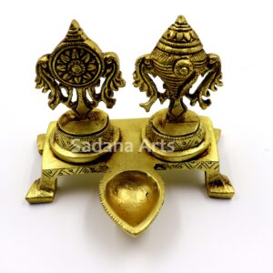 Sanghu Chakaram Agal deep in Same peedam