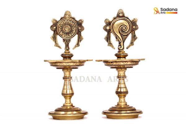 Sanghu Chakaram Table Top deep-Sr93