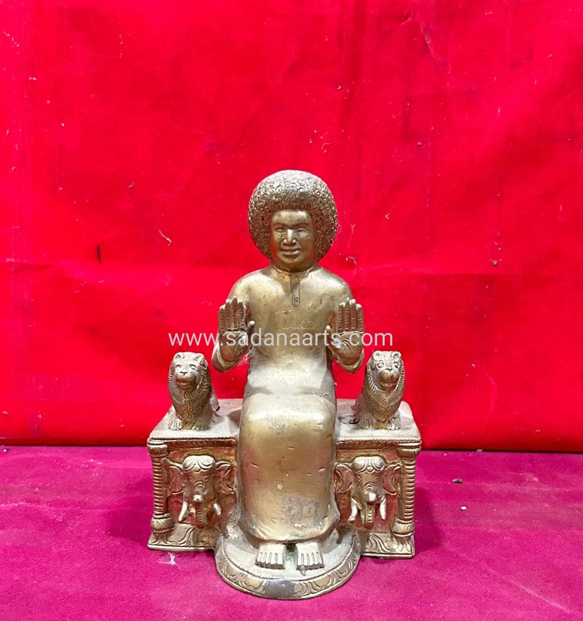 Sathya Sai Baba idol | Puttaparthi sai baba statue sitting on simmasanam