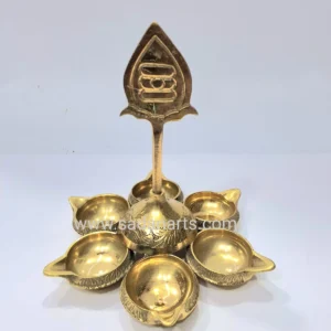 Brass Om Aarumuga Deepam